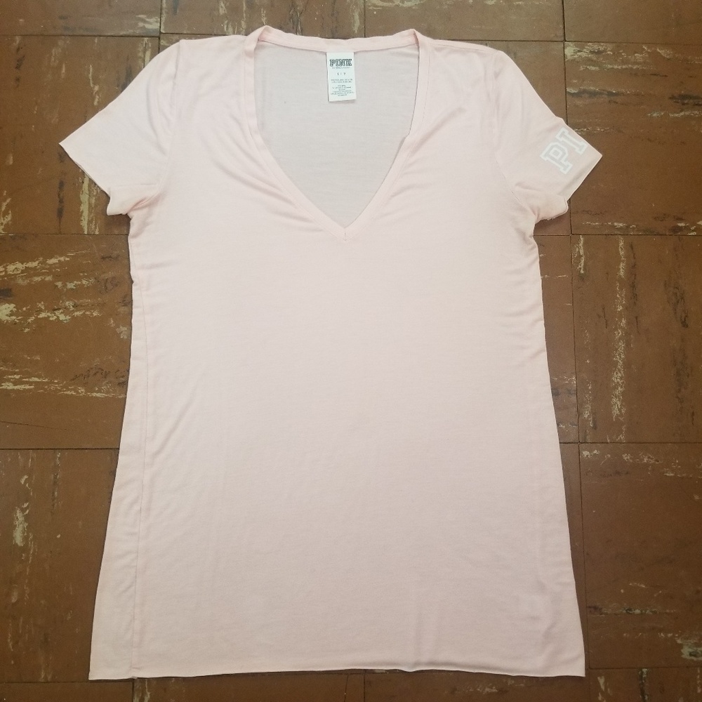 PINK v-neck shirt